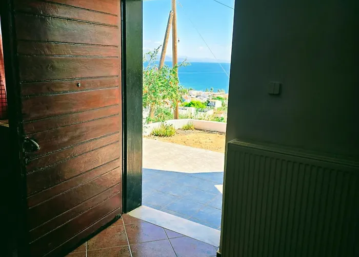 House Anatoli, Big Veranda With View, 11 Km To Airport