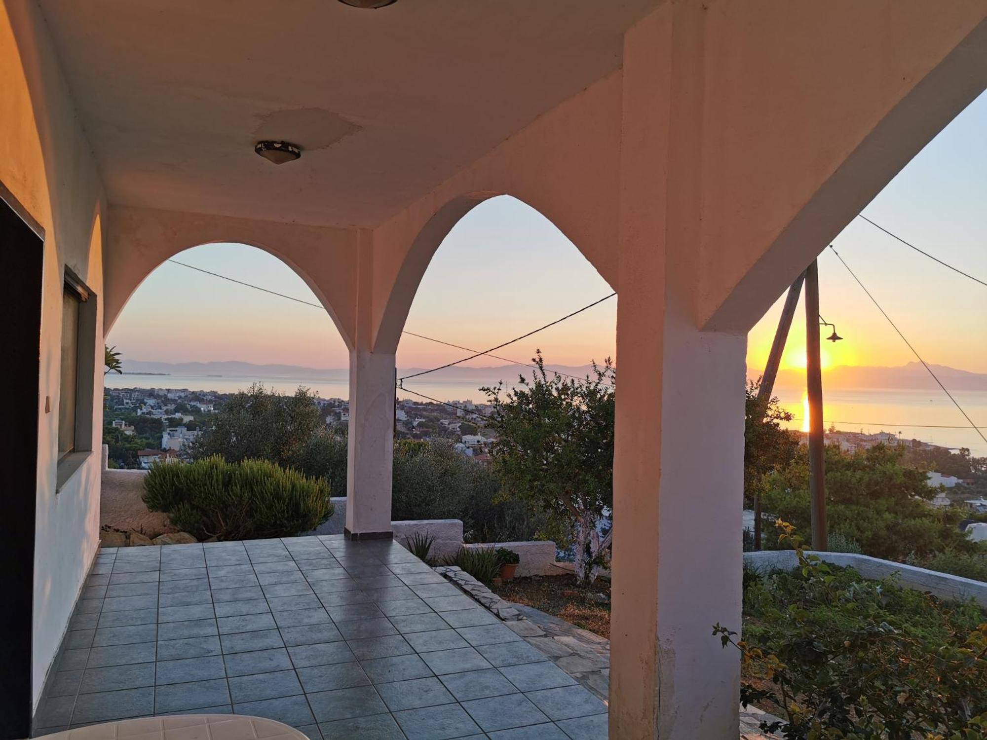 House Anatoli, Big Veranda With View, 11 Km To Airport Holiday home Artemida (Attica)