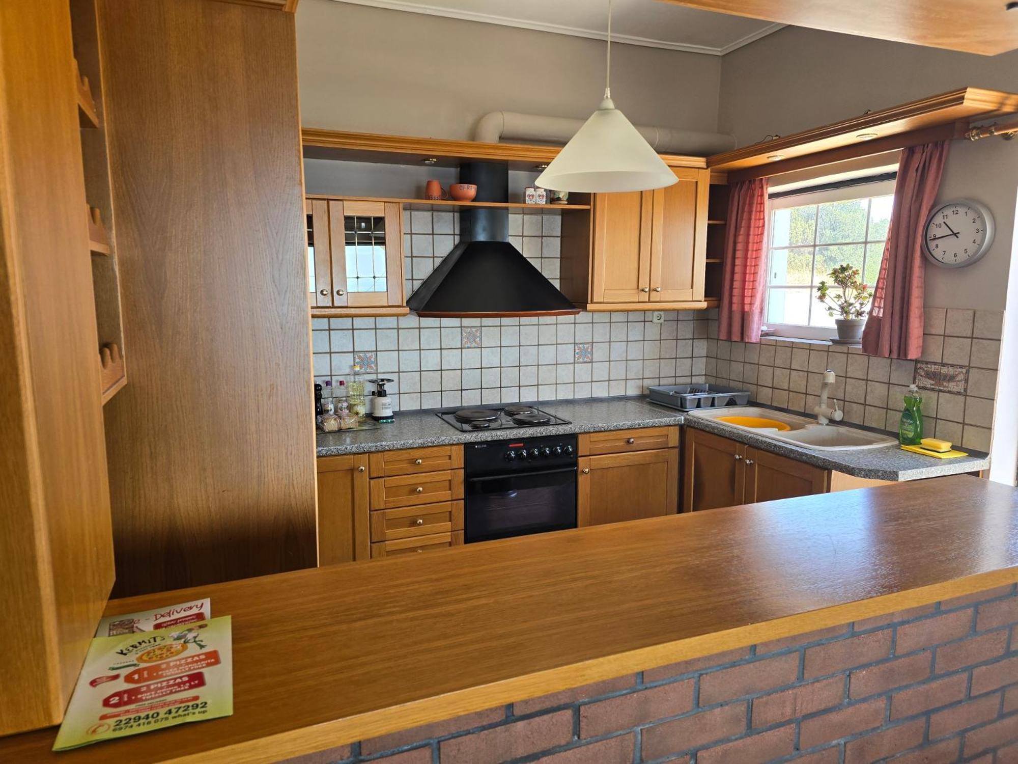 House Anatoli, Big Veranda With View, 11 Km To Airport * Artemida (Attica)